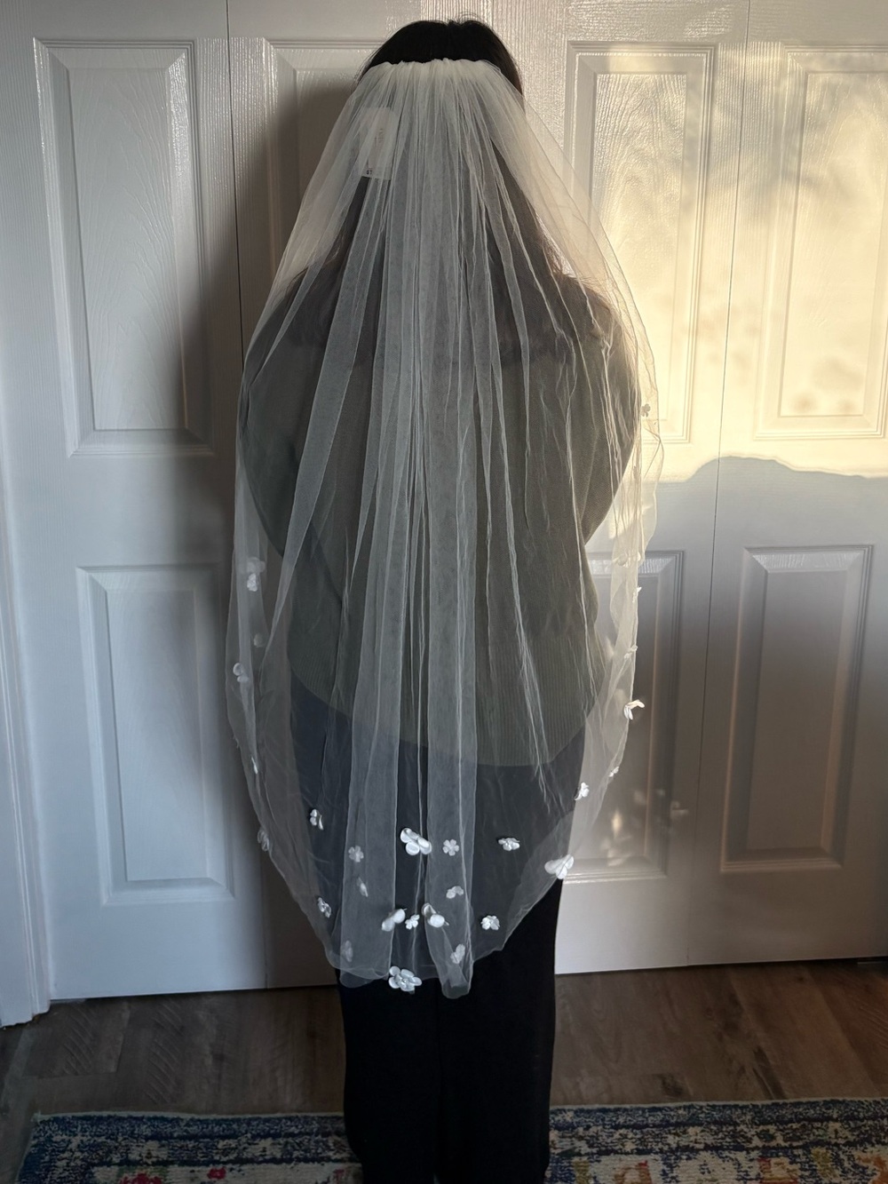 David’s Bridal | Ivory Single-Tier Tulle Bridal Veil with Floral Appliqués